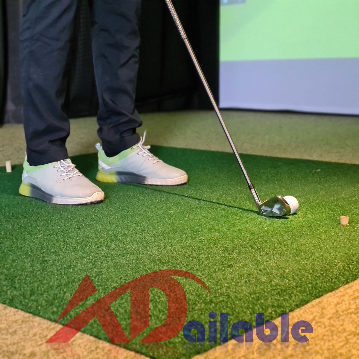 Featured Dual Turf Golf Mat